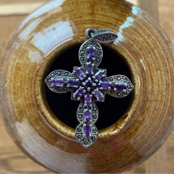 Stunning Amethyst Cross Pendant - Picture 2 of 5